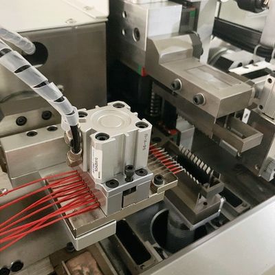 Macchina di immersione a doppia testa di 10 fili avanzata per un'elaborazione veloce e accurata del filo