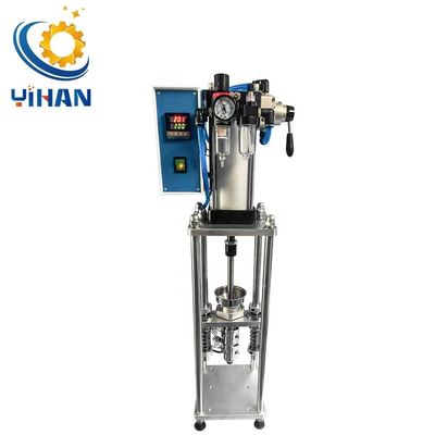 YH-40G Vertical Desktop Injection Molding Machine con volume teorico di 60 cm3