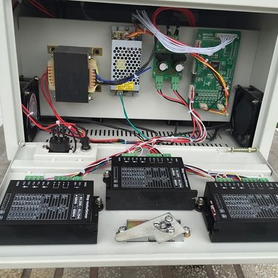 35 quadrati macchina automatica per computer per la rimozione di fili per alta produttività