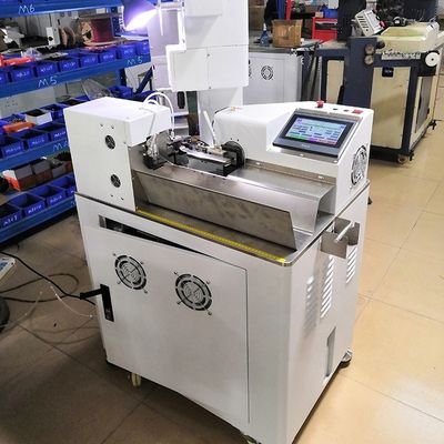 Macchina di saldatura automatica a testa singola 5 Output per la produzione ad alto volume