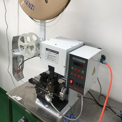 Macchina terminale multifunzione per il crimping e lo stripping orizzontali a prezzi accessibili