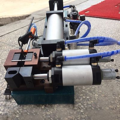 Macchina elettrica pneumatica di peeling per e peeling conveniente 220V/110V 400*300*270mm