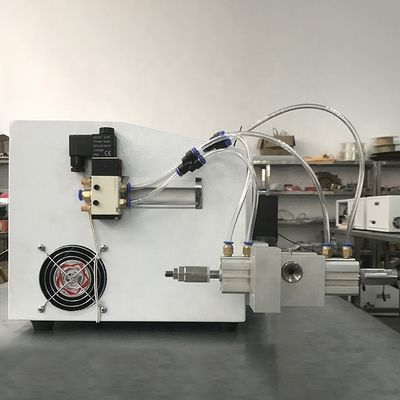 Macchina per il taglio e lo strappaggio computerizzato completamente automatica con potenza massima di 220 W