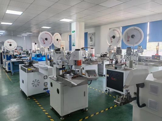 YH-ST02S-3 Macchina di inserimento di sigilli idrici automatici per terminali di filo con alimentazione 220V