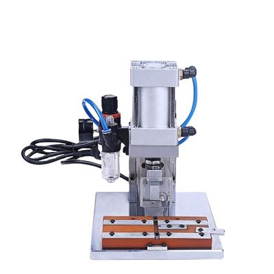2P-64P Supporto in linea e crimping