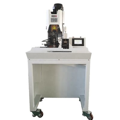 0.75KW Copper Wire Stripping and Terminal Crimping Machine per lunghezza di stripping da 1-7 mm