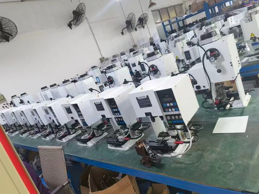 Macchina per il taglio di fili a due linee ad alta velocità, per la torsione di fili per cavi elettronici