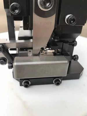Applicatore di bandiera di crimping a 40 mm per la crimping automatica della macchina terminale JST