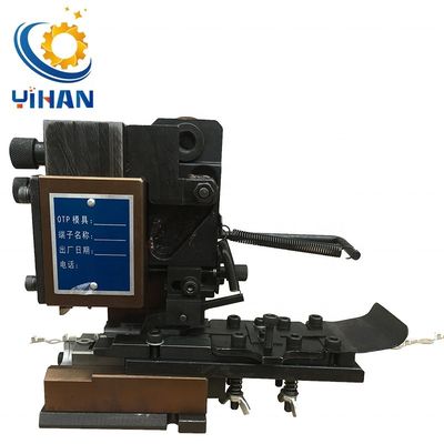 Applicatore di alimentazione diretta Applicatore di forma di bandiera per l'industria della produzione di cavi 360*330*300mm