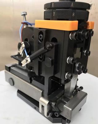 YH-09H002 JST European Flag Terminal Crimping Machine Applicator con passo di 40 mm